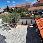 Bailando - Private Parking & Grill Apartman *