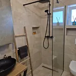 Apartman Bailando - Private Parking & Grill *