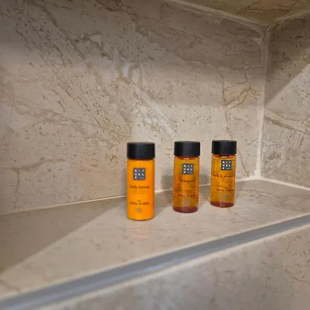 Bailando - Private Parking & Grill *