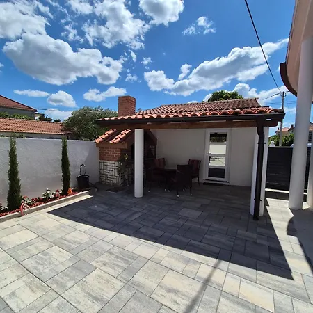 Bailando - Private Parking & Grill Apartamento Zadar